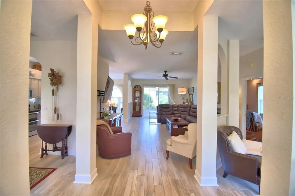 112 Waterview Circle Auburndale FL 33823