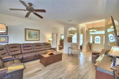 112 Waterview Circle Auburndale FL 33823