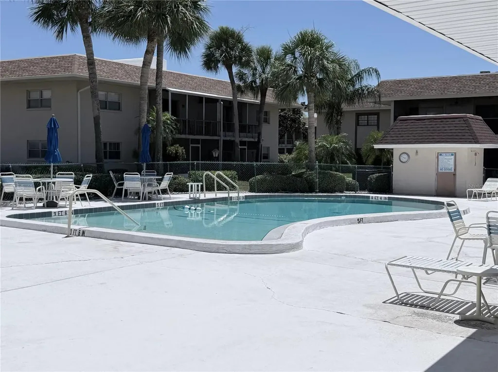 2727 75th Street W Bradenton FL 34209