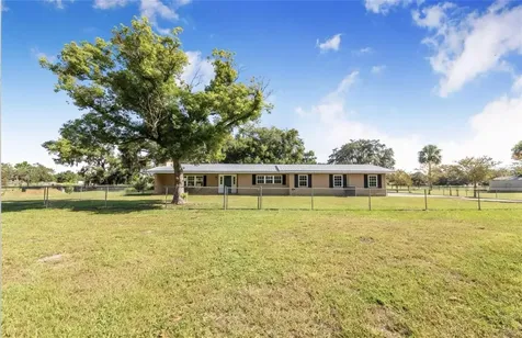 4854 E Hinson Avenue Haines City FL 33844