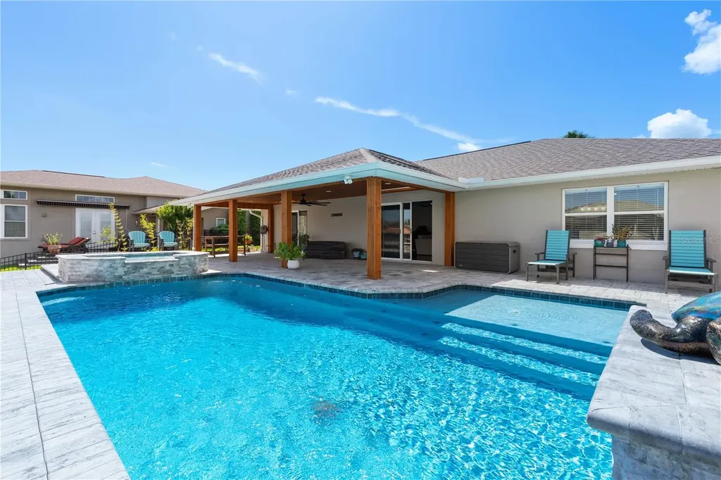 13 Flametree Court Palm Coast FL 32137