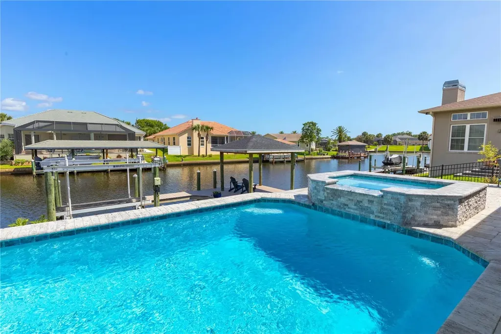 13 Flametree Court Palm Coast FL 32137