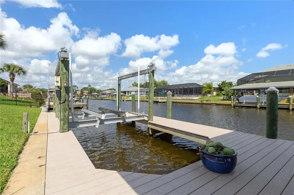 13 Flametree Court Palm Coast FL 32137