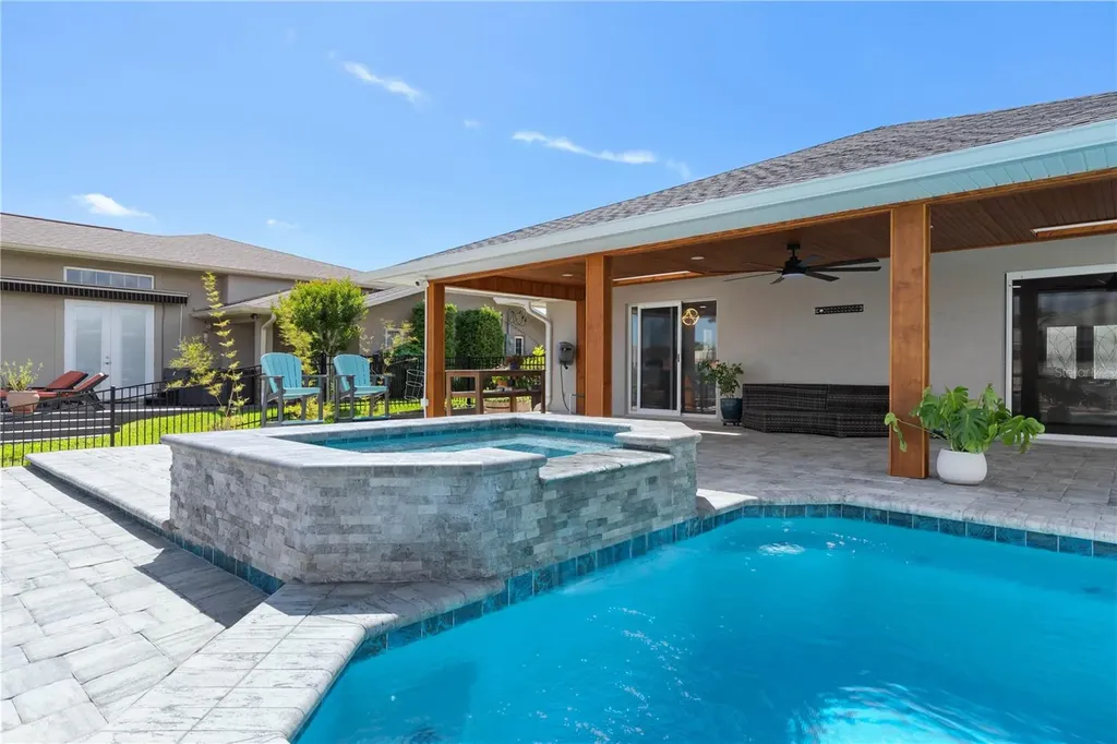 13 Flametree Court Palm Coast FL 32137