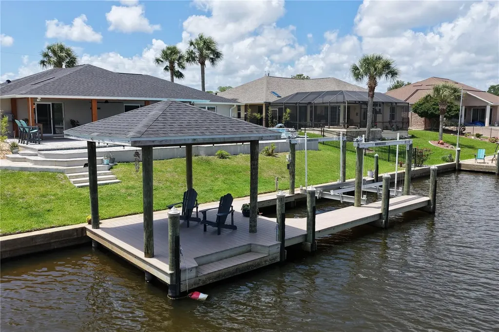 13 Flametree Court Palm Coast FL 32137