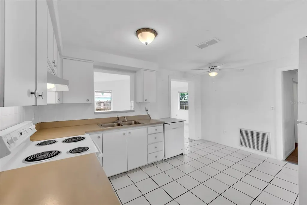 6318 Baldwyn Avenue New Port Richey FL 34653