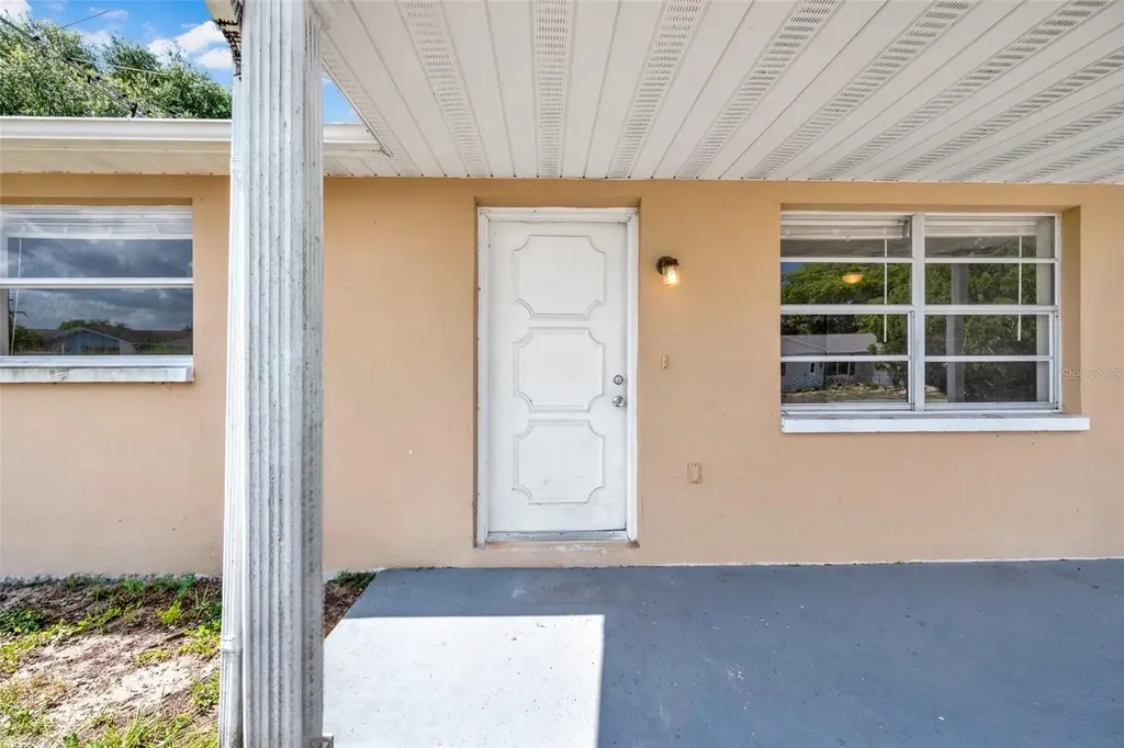 6318 Baldwyn Avenue New Port Richey FL 34653