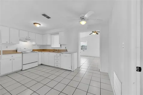 6318 Baldwyn Avenue New Port Richey FL 34653