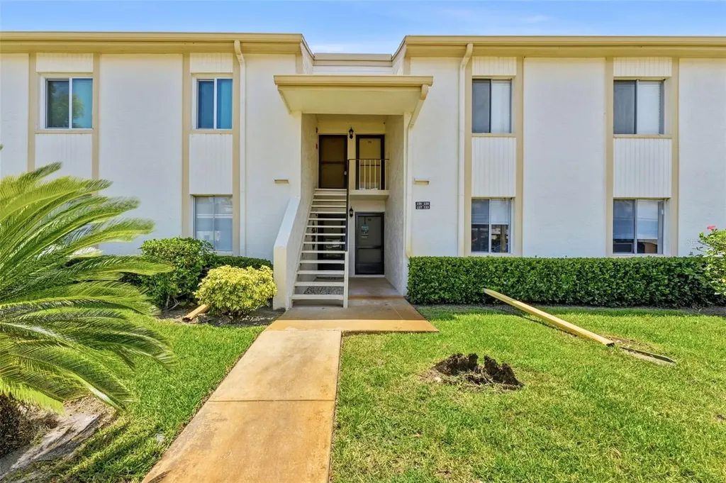 126 Cypress Court Oldsmar FL 34677
