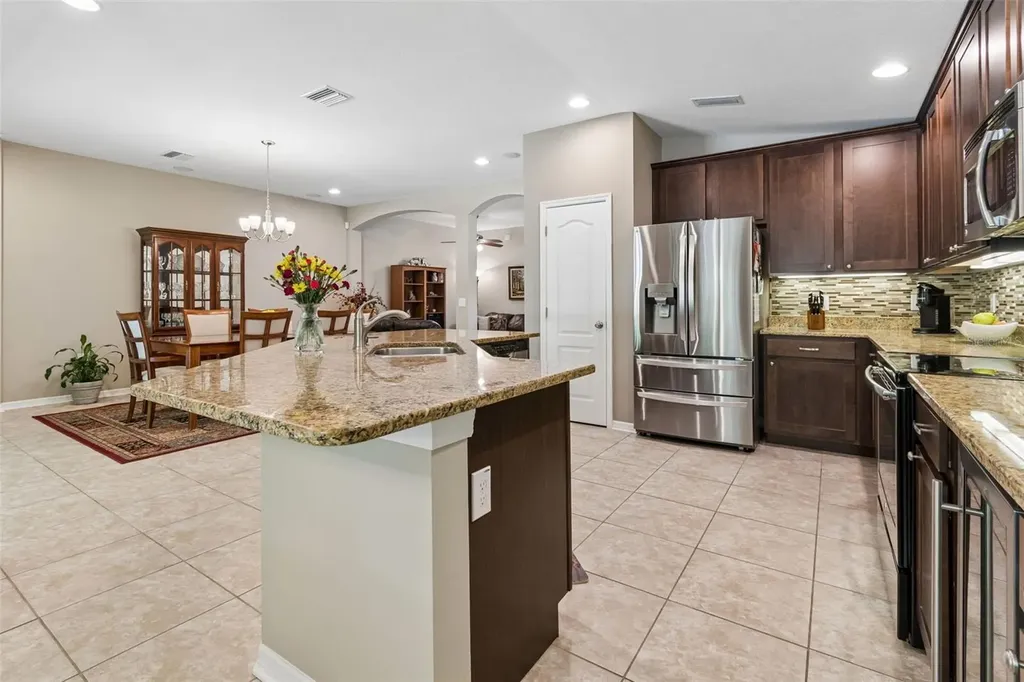 6601 Sparkling Way Wesley Chapel FL 33545
