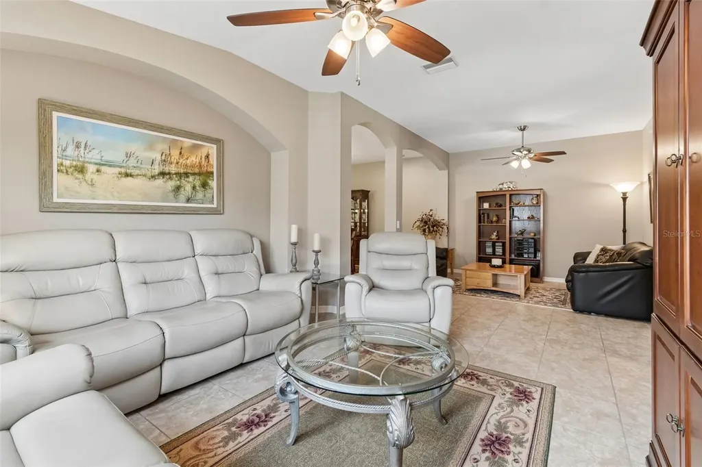 6601 Sparkling Way Wesley Chapel FL 33545