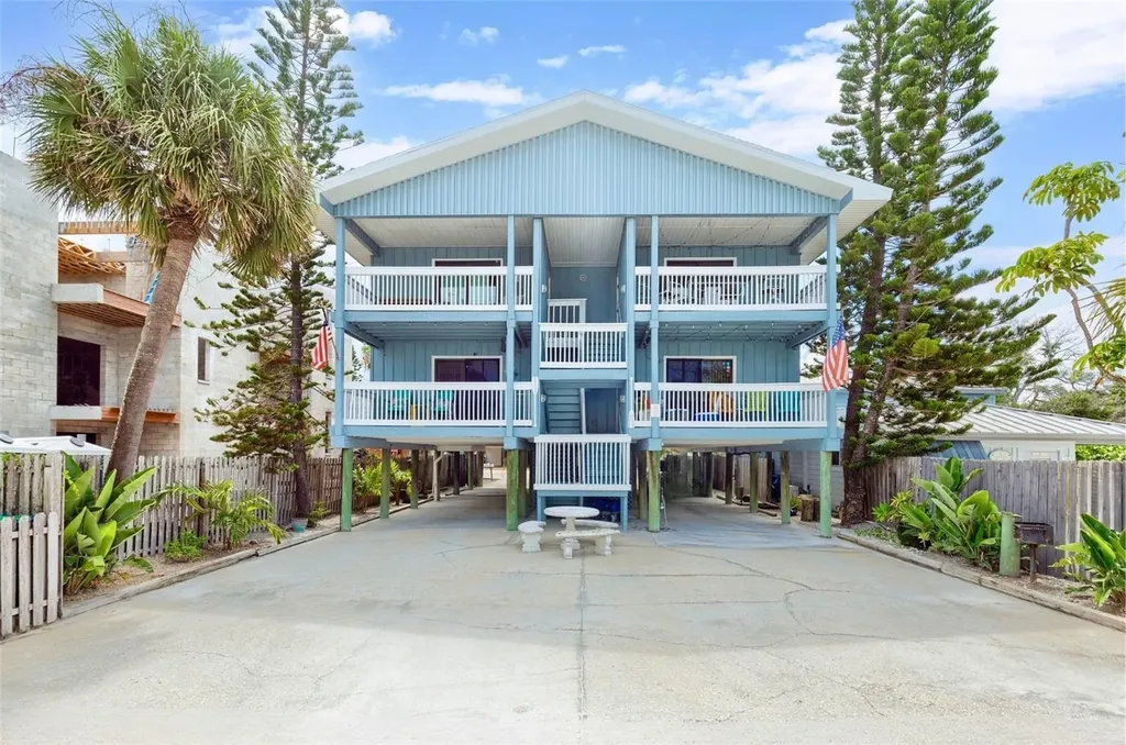 812 Gulf Boulevard Indian Rocks Beach FL 33785
