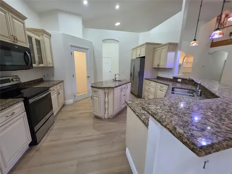 837 Lily Street Sebring FL 33875