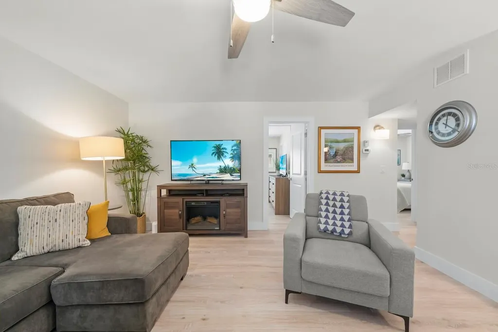 624 Flamingo Drive Venice FL 34285