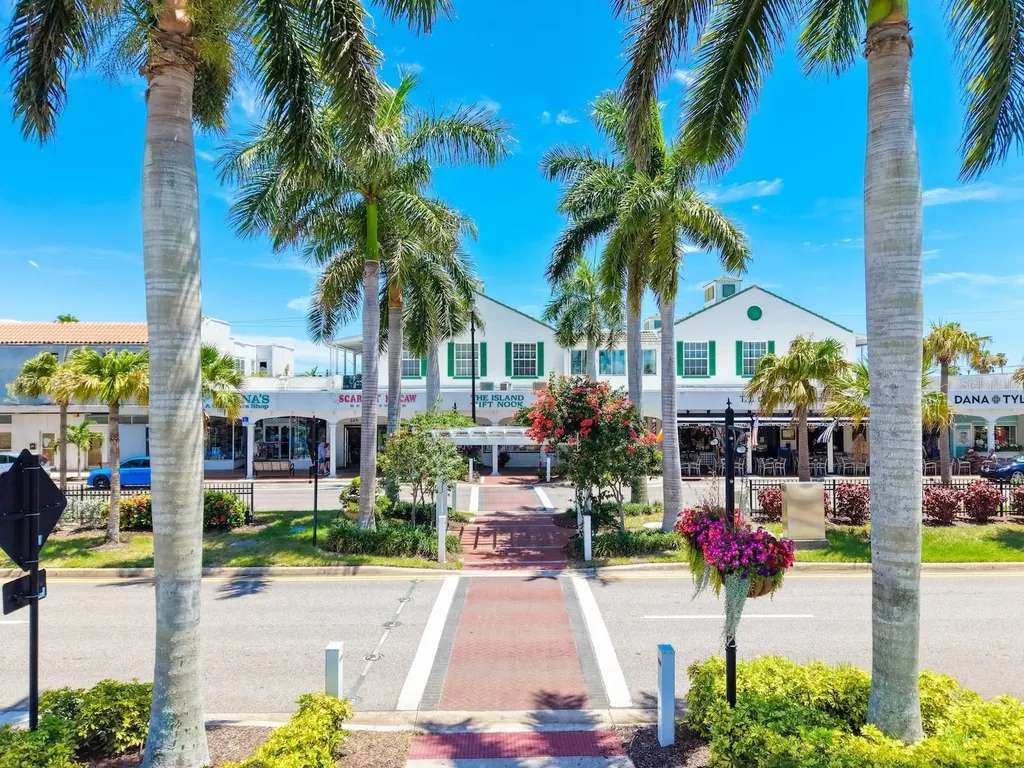 624 Flamingo Drive Venice FL 34285