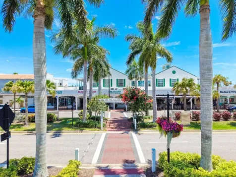 624 Flamingo Drive Venice FL 34285