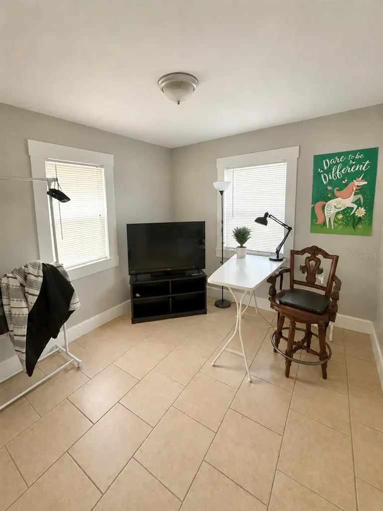 3435 4th Avenue S St Petersburg FL 33711
