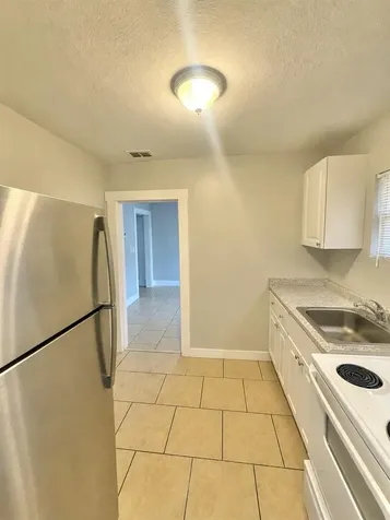 3435 4th Avenue S St Petersburg FL 33711