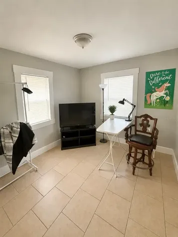 3435 4th Avenue S St Petersburg FL 33711
