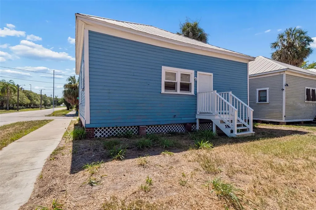 2601 N 19th Street Tampa FL 33605