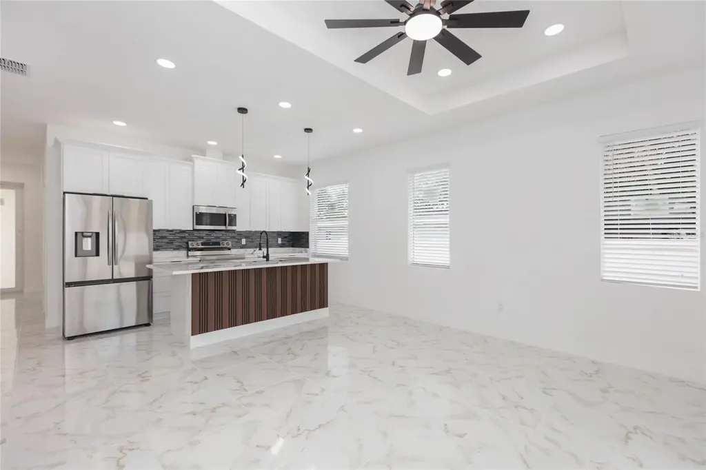 3720 N 32nd Tampa FL 33610