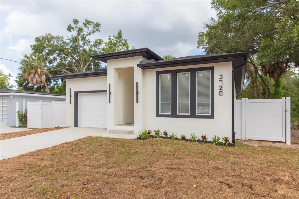 3720 N 32nd Tampa FL 33610