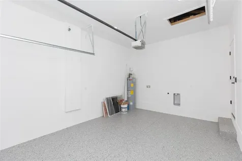 3720 N 32nd Tampa FL 33610