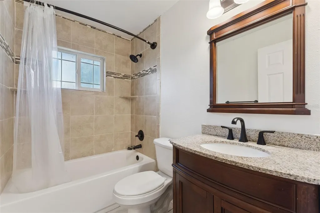 2142 Kendall Court Deltona FL 32738