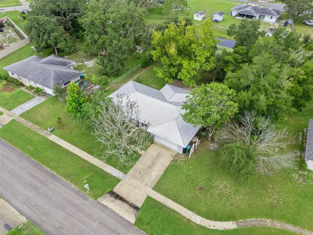 2142 Kendall Court Deltona FL 32738