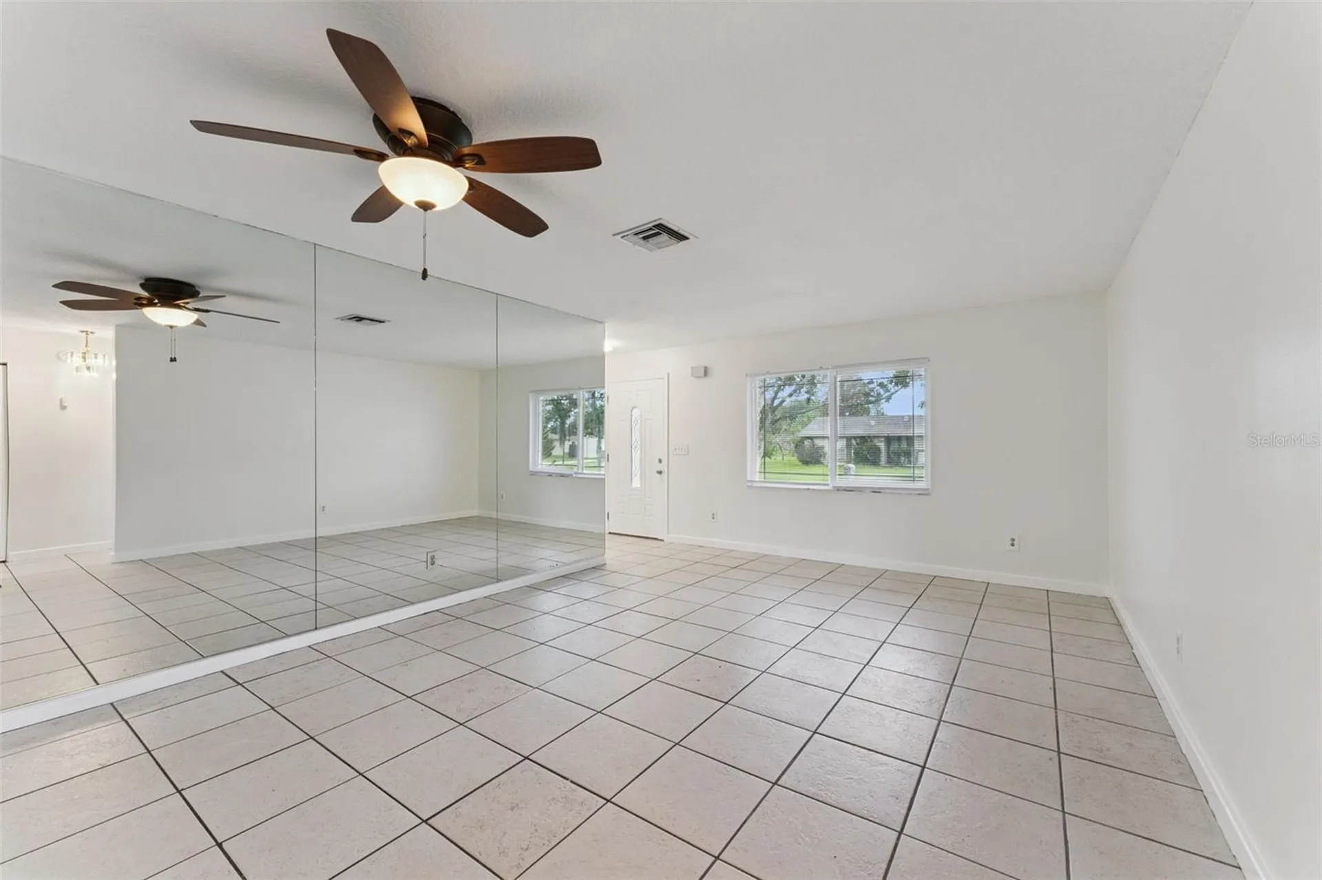 2142 Kendall Court Deltona FL 32738