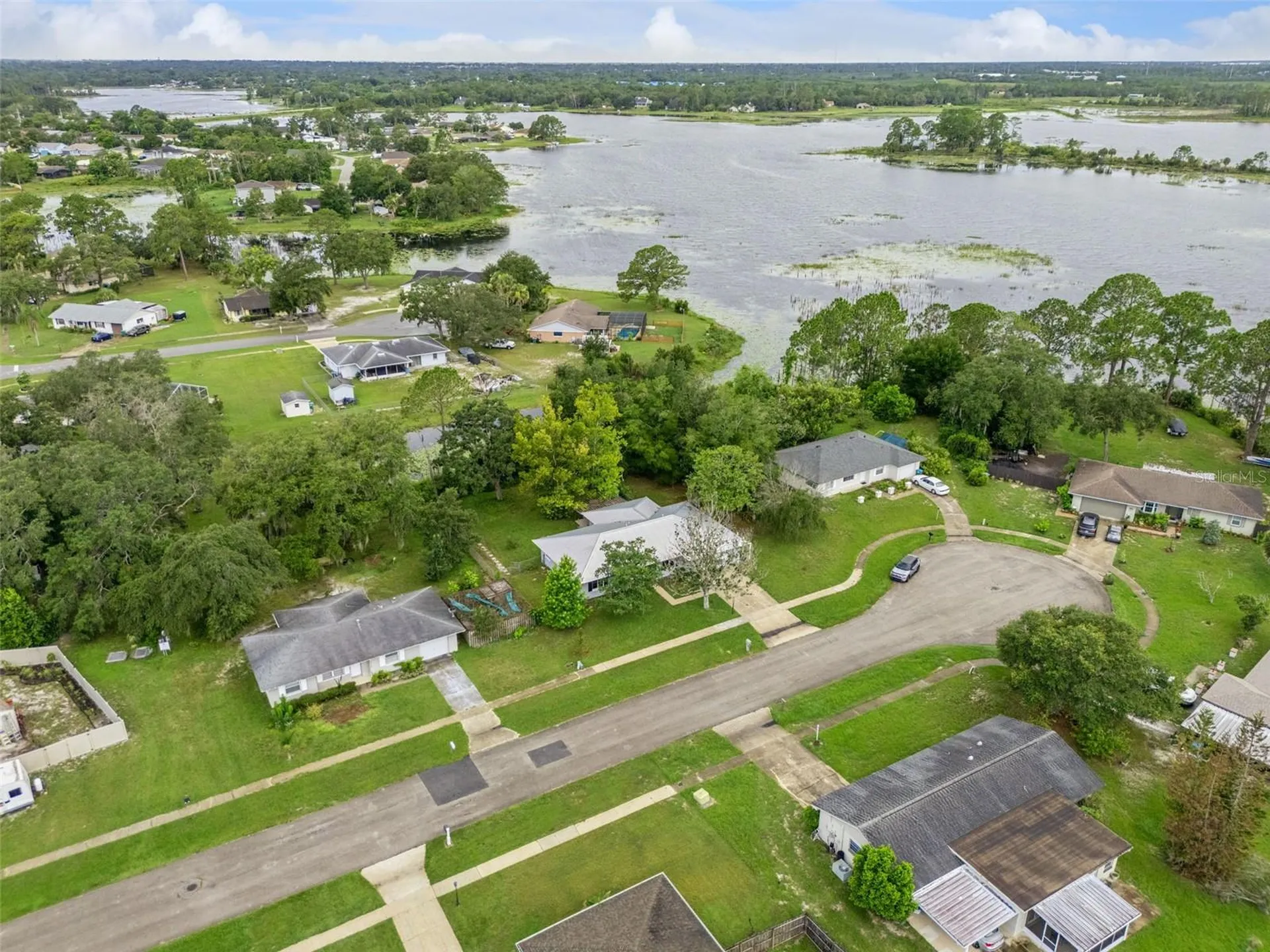 2142 Kendall Court Deltona FL 32738