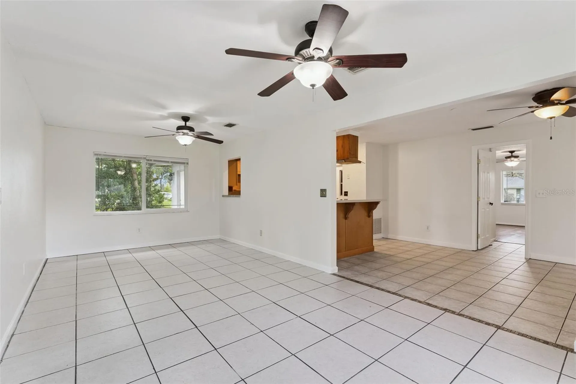 2142 Kendall Court Deltona FL 32738