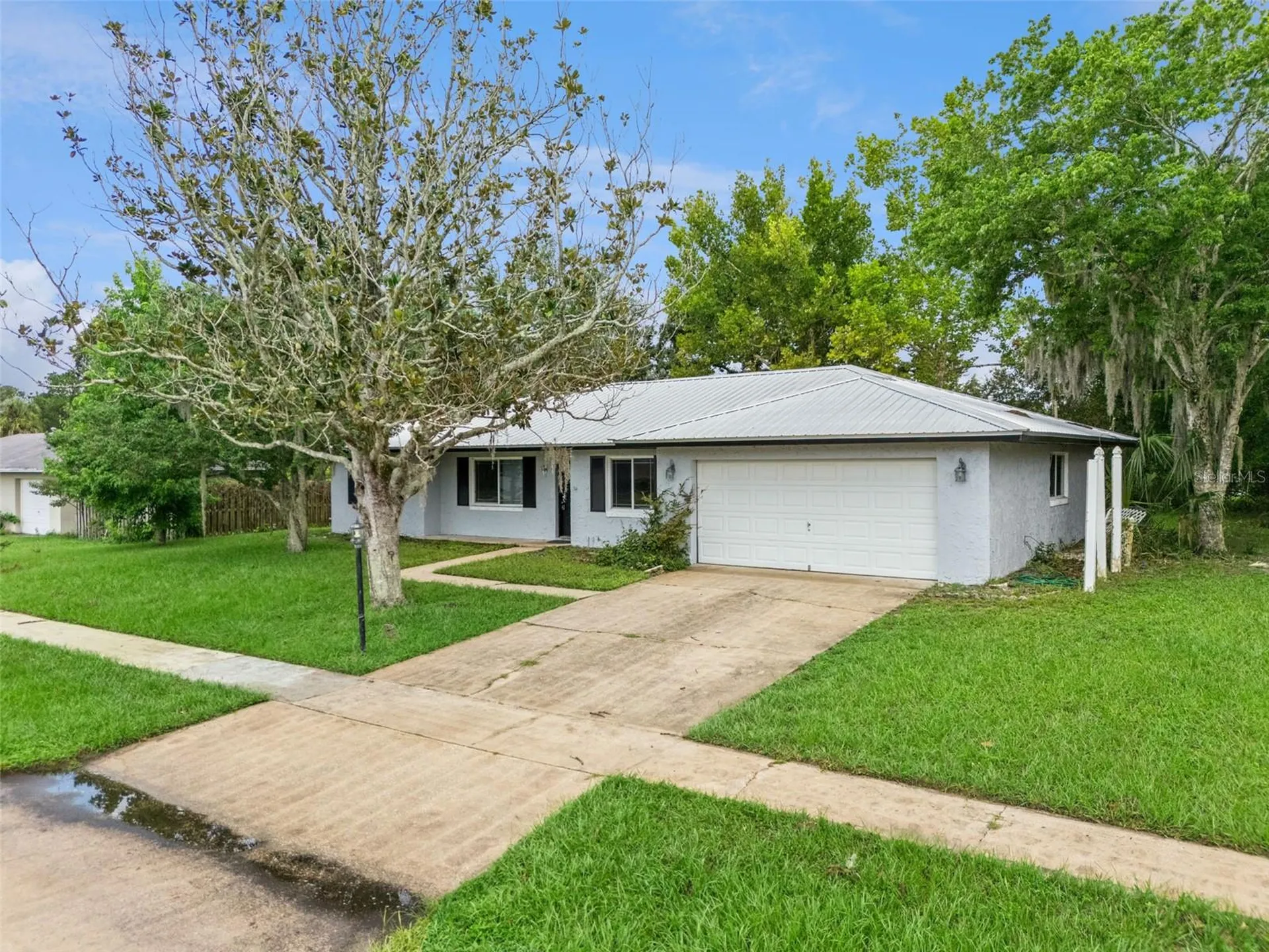 2142 Kendall Court Deltona FL 32738