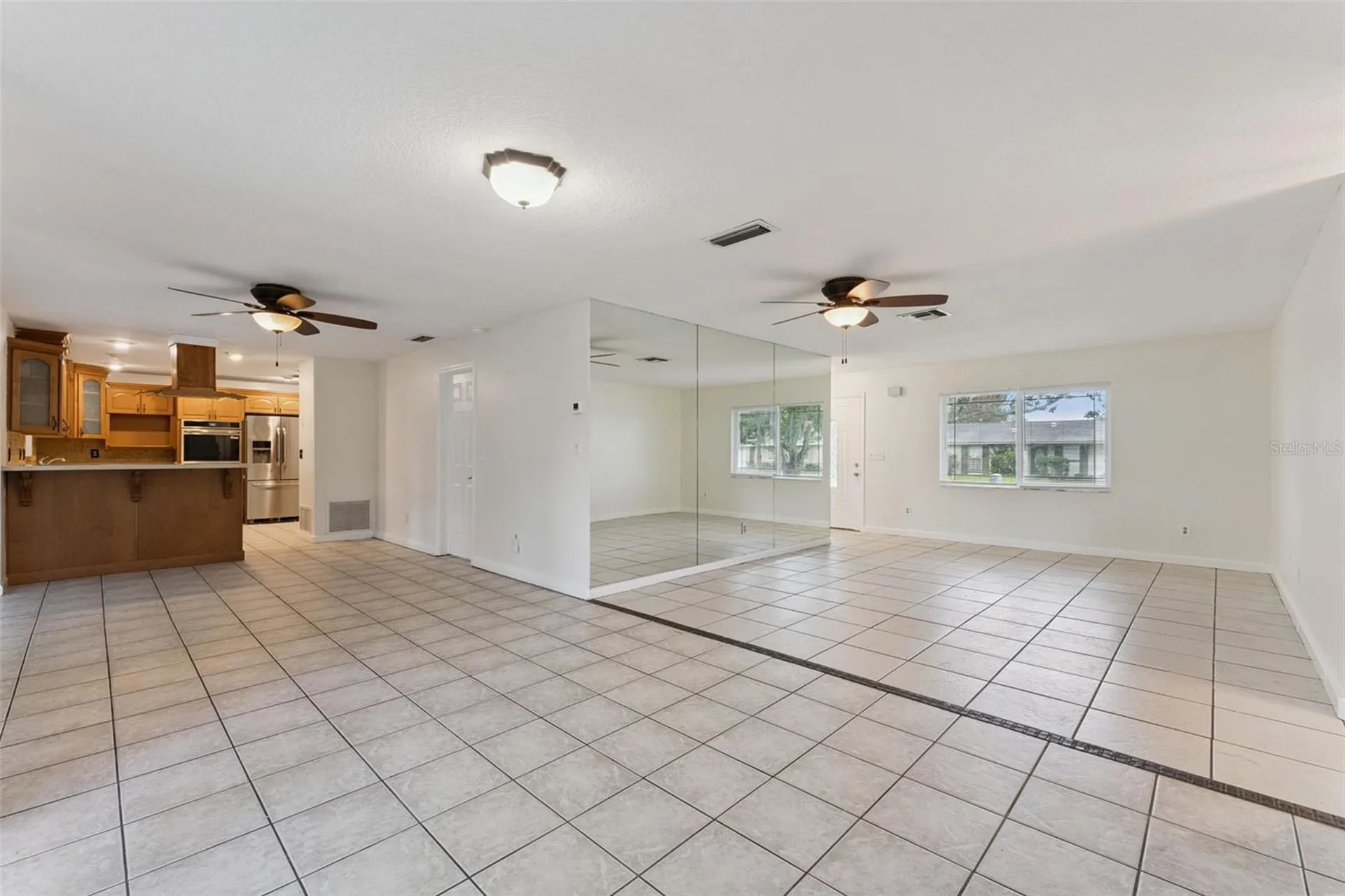 2142 Kendall Court Deltona FL 32738