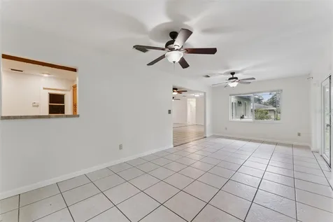 2142 Kendall Court Deltona FL 32738