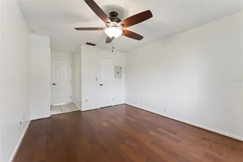 2142 Kendall Court Deltona FL 32738