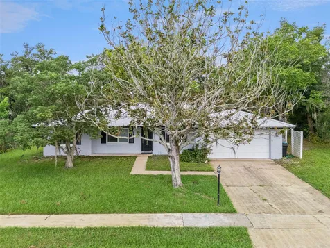 2142 Kendall Court Deltona FL 32738