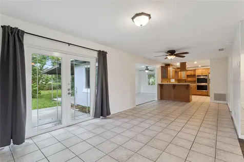 2142 Kendall Court Deltona FL 32738