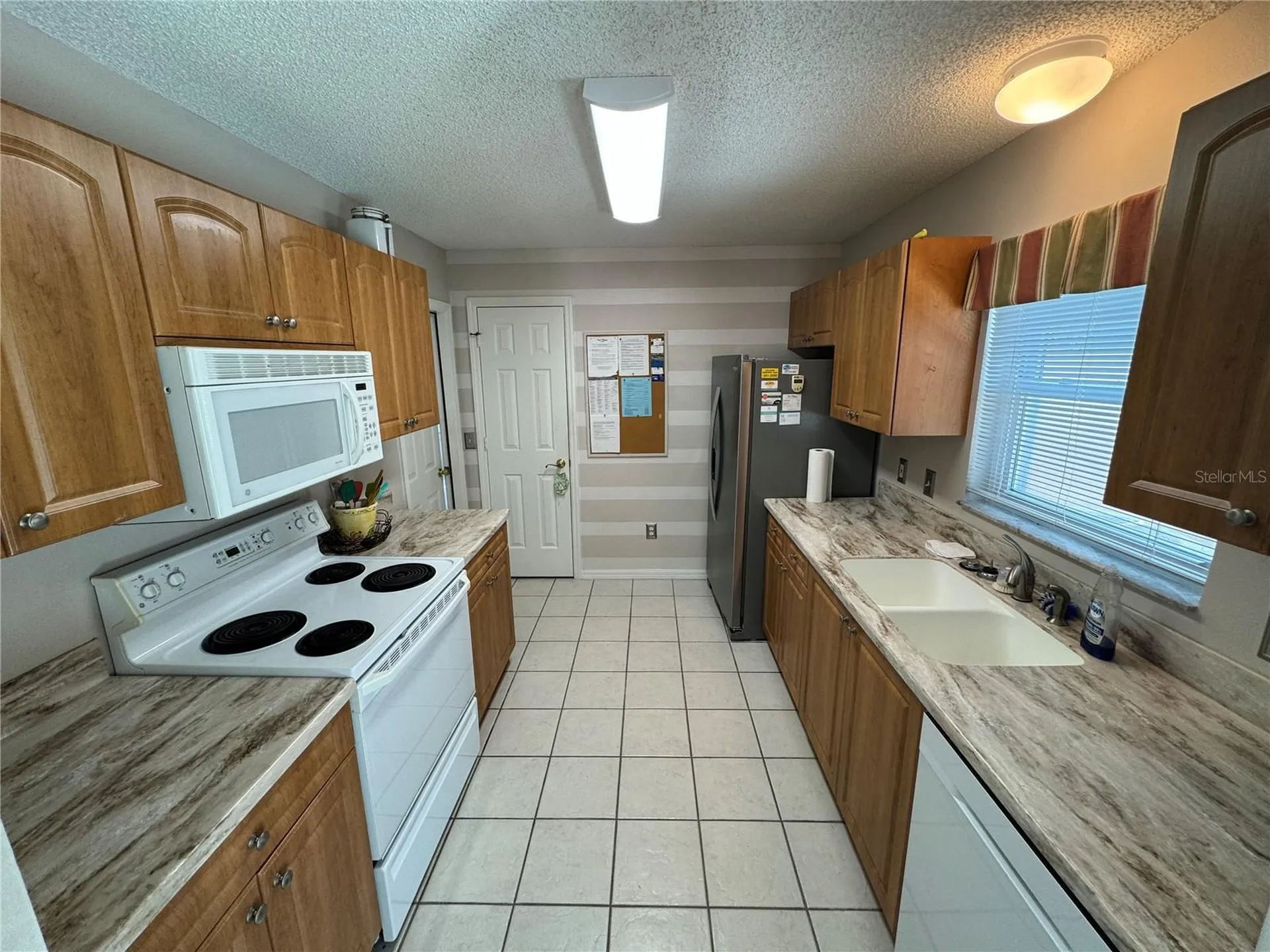 616 Enconto Street Lady Lake FL 32159