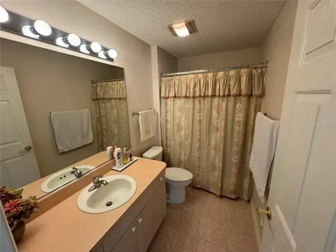616 Enconto Street Lady Lake FL 32159