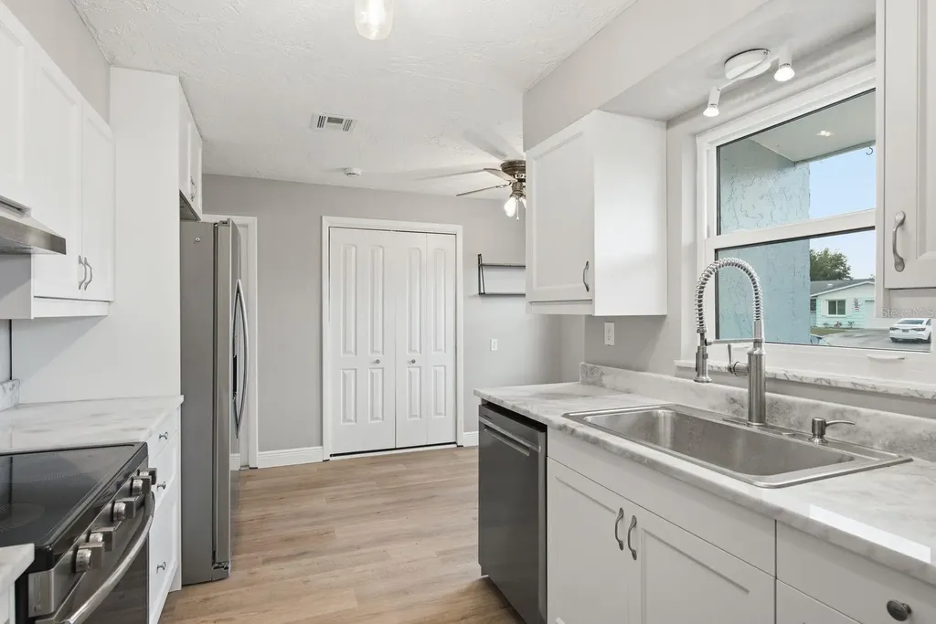 330 Scott Court Palm Harbor FL 34684