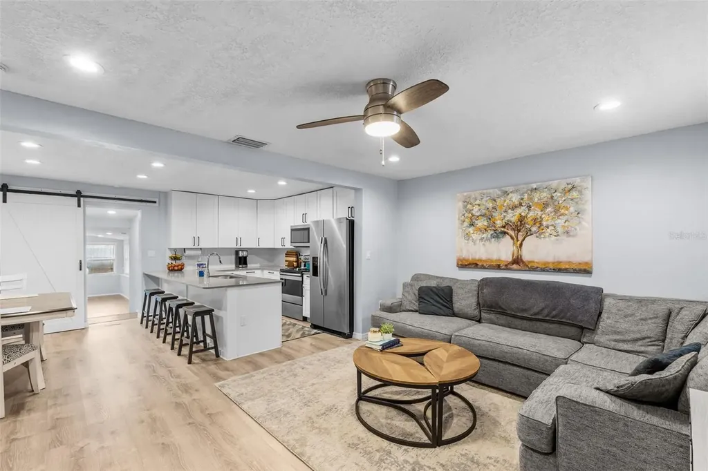 1504 W Kirby Street Tampa FL 33604