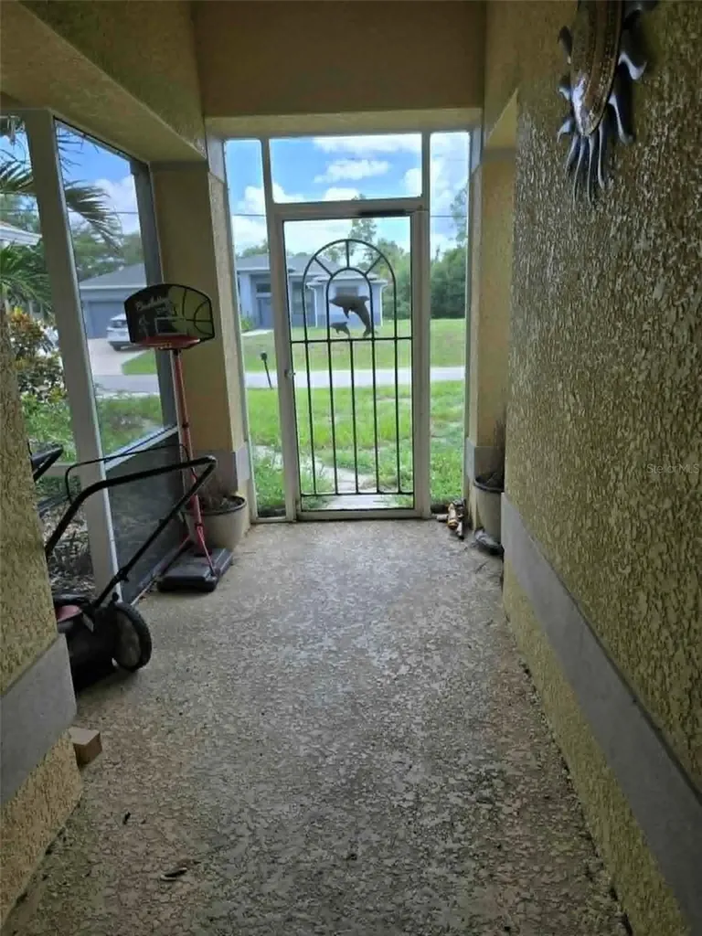 1982 Winslow Lane North Port FL 34286