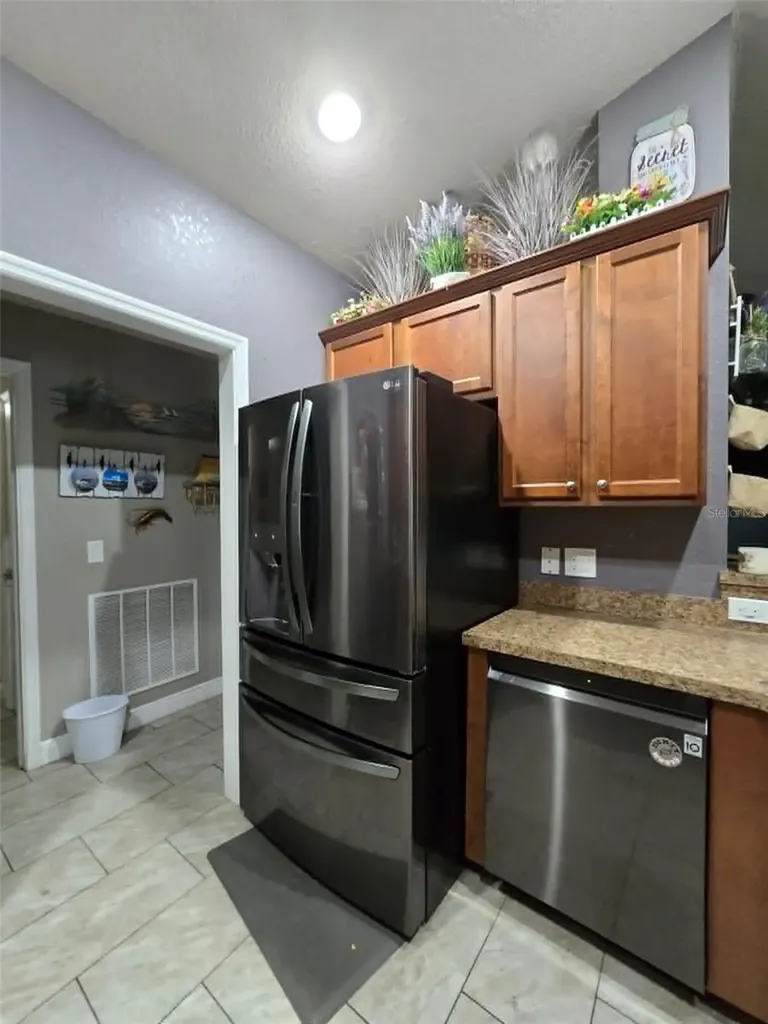 1982 Winslow Lane North Port FL 34286