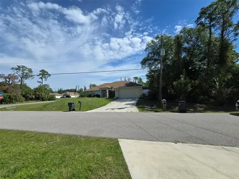 1982 Winslow Lane North Port FL 34286