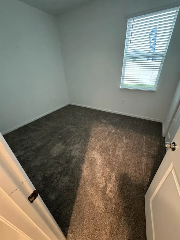 1433 Deepwater Circle Eagle Lake FL 33839