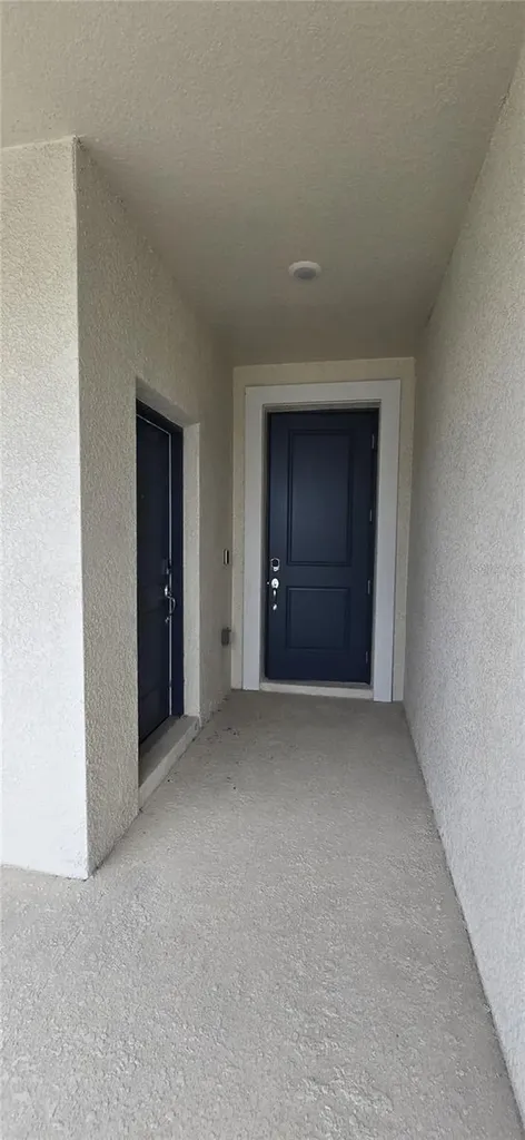 1433 Deepwater Circle Eagle Lake FL 33839
