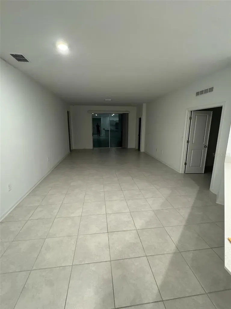 1433 Deepwater Circle Eagle Lake FL 33839
