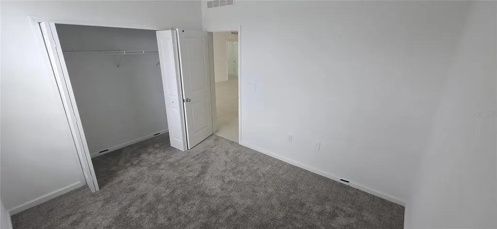1433 Deepwater Circle Eagle Lake FL 33839