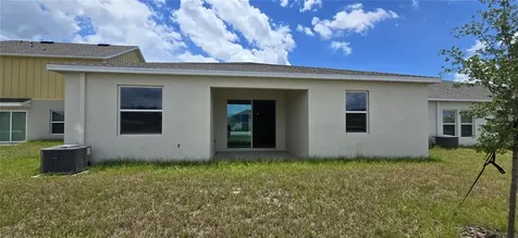 1433 Deepwater Circle Eagle Lake FL 33839